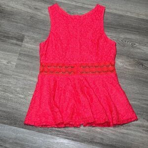 Hot pink‎ Florence lace top. Size s/m women's tank